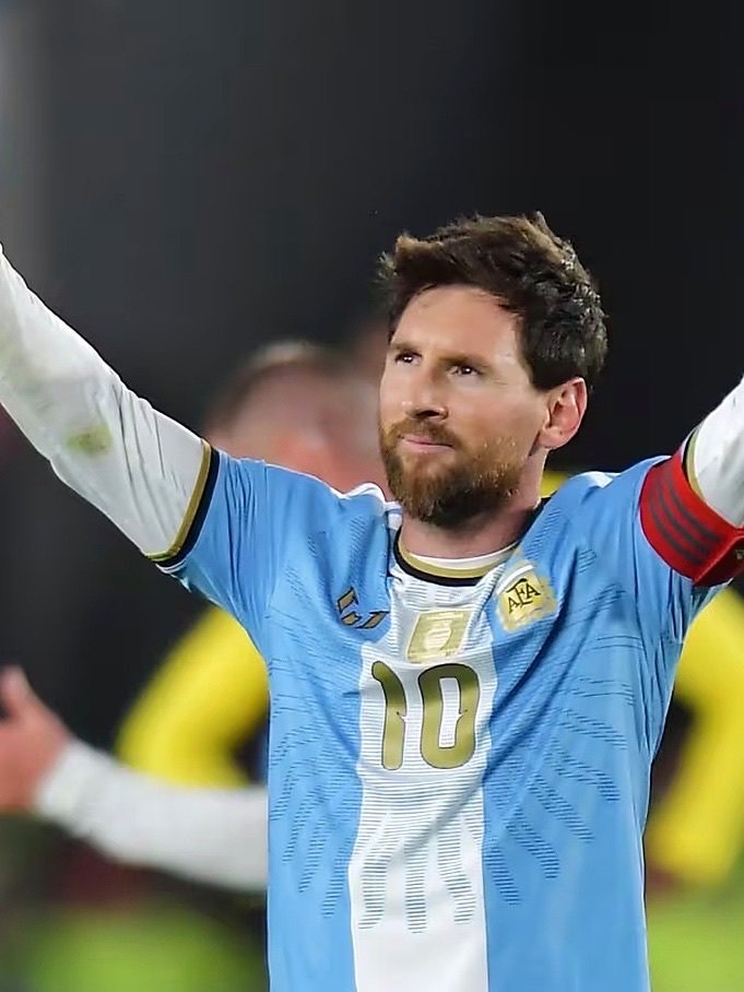 Số 10 không còn gánh vác mọi thứ: Trận chia tay của Messi và việc tái cấu trúc phân công của Argenti